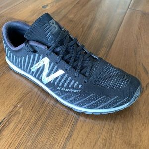 New Balance minimus vibram trainers shoes